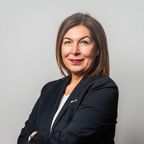 Mara Pedretti - Laureata in lingue